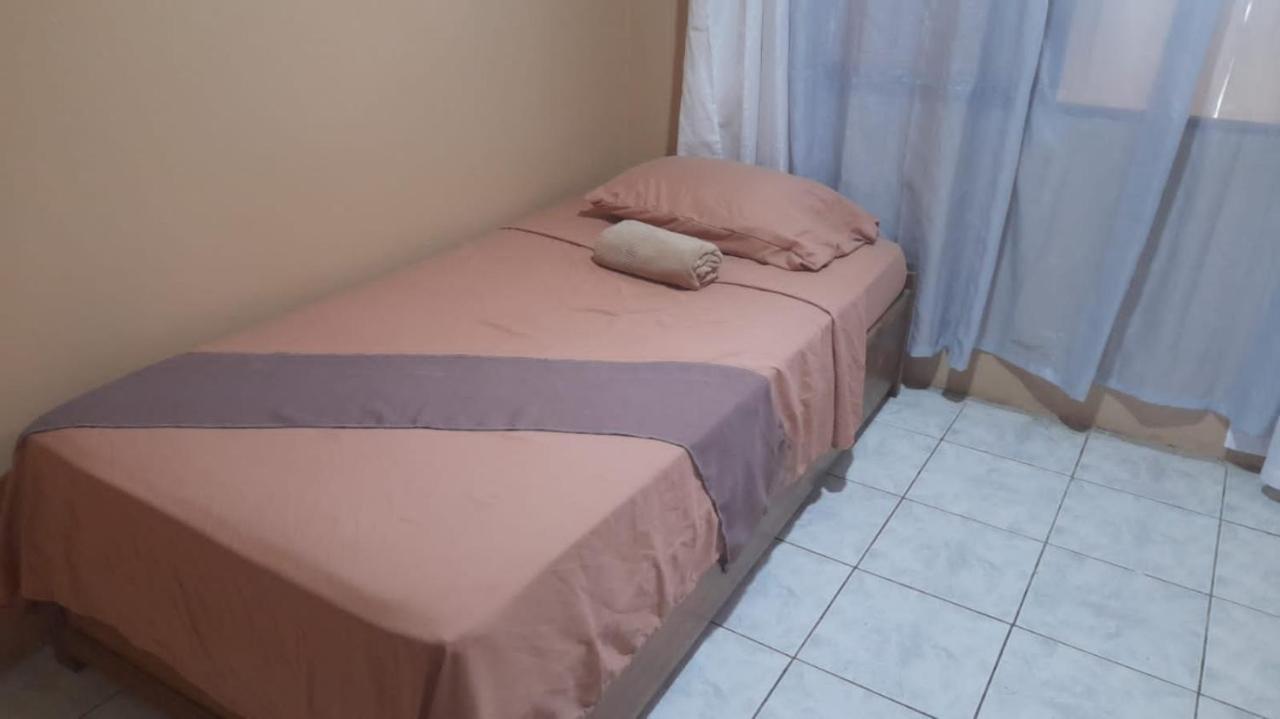 Hostel Casa Marina Puerto Limon Buitenkant foto